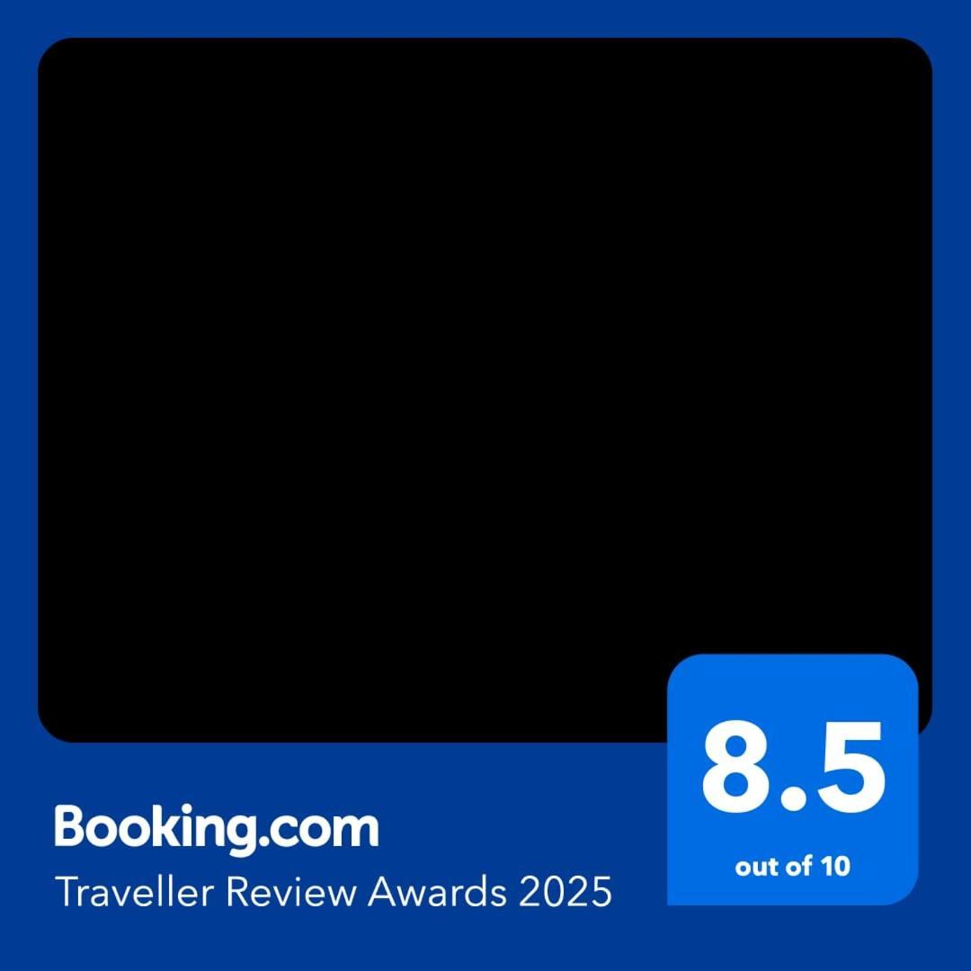 Airport 4 Season Transit Hotel カトゥナカヤ エクステリア 写真